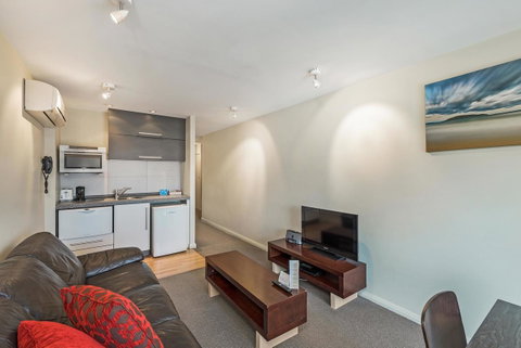Mantra One Sandy Bay Road - Hotel QLD 29