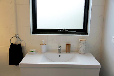 Kingston Beach-House Retreat - Hotel QLD 1