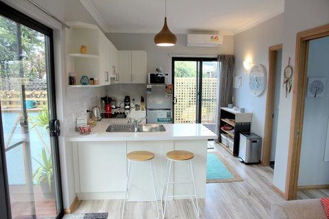 Kingston Beach-House Retreat - Hotel QLD 20