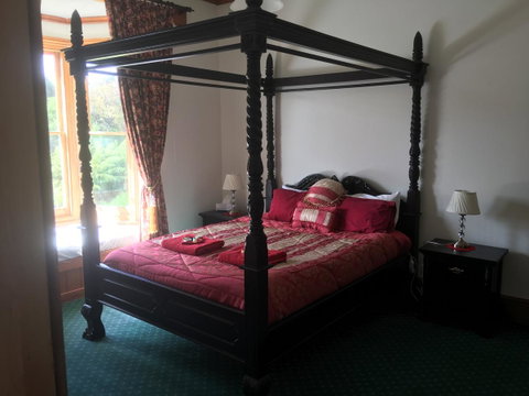 Kerrellie Cottages 2, 4 & 8 Reid Street - Hotel QLD 23
