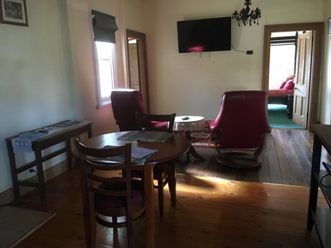 Kerrellie Cottages 2, 4 & 8 Reid Street - Hotel QLD 20