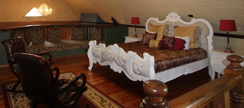 Kerrellie Cottages 2, 4 & 8 Reid Street - Hotel QLD 29