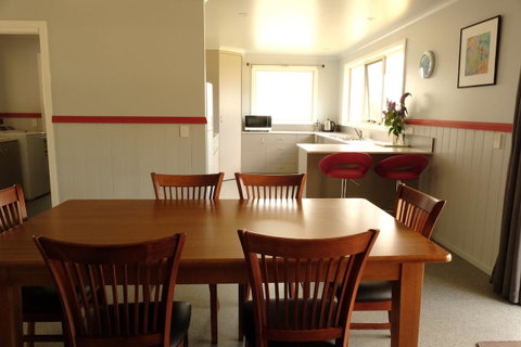 The Crays Accommodation - Hotel QLD 12
