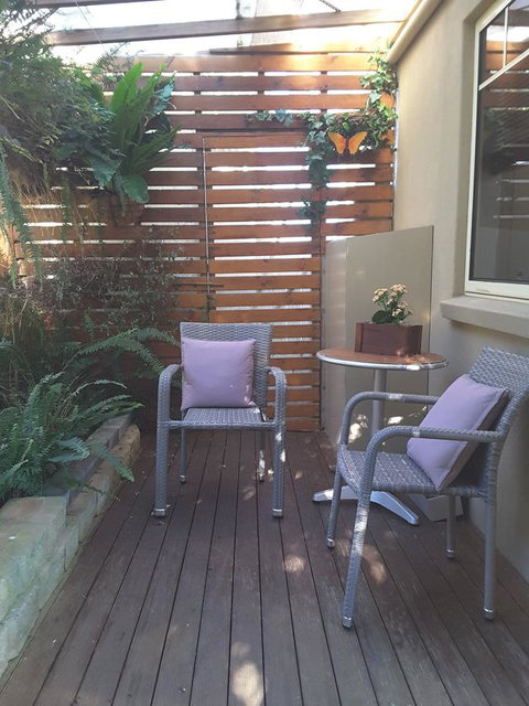 On The Terrace - Hotel QLD 14