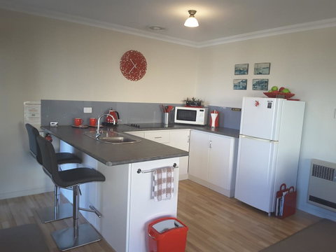 On The Terrace - Hotel QLD 32