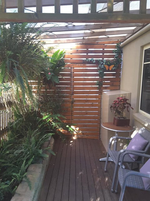 On The Terrace - Hotel QLD 9