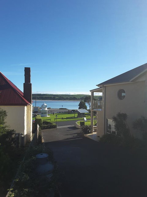 On The Terrace - Hotel QLD 11