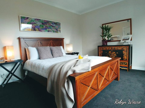 The WeareHouse In Deloraine - Hotel QLD 23