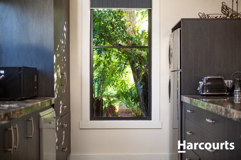 The WeareHouse In Deloraine - Hotel QLD 12