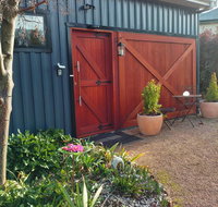 The WeareHouse In Deloraine - Hotel QLD
