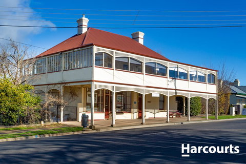 The WeareHouse In Deloraine - Hotel QLD 1