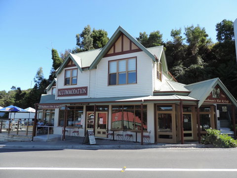 Bushman's Cafe - Hotel QLD 9