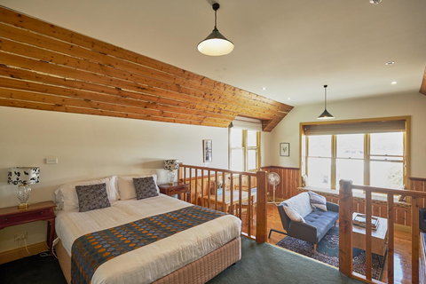Bushman's Cafe - Hotel QLD 1
