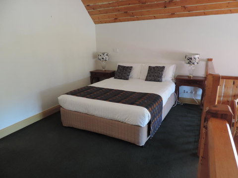 Bushman's Cafe - Hotel QLD 13