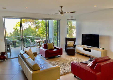NEW Sunshine Beach Family Escape 3 Bedroom With Free Wifi And Parking - Hotel QLD 3