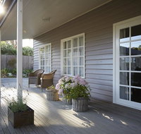 Oak Hill Woodend - Hotel QLD
