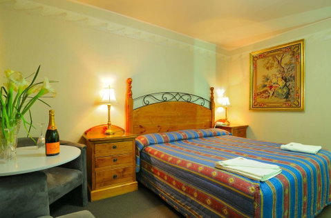 Olympia Motel - Hotel QLD 1