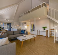 Osprey Holiday Village Unit 106 - Trendy 3 Bedroom Holiday Villa with a Pool in the Complex - Hotel QLD