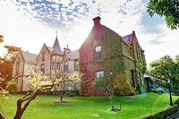 Book Keilor Accommodation Vacations Hotel QLD Hotel QLD