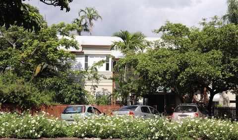 Paradise Travellers Rest - Hotel QLD 3