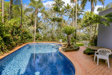 Paringa  -  Private Beachfront Apartments - Hotel QLD 1