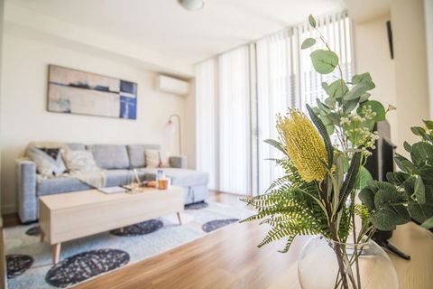 Perfect Accessible 1bed1bath Wolli Creek APT - Hotel QLD 0