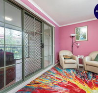 Pet Friendly Home - Pool  Parking - Tennis Court - Hotel QLD