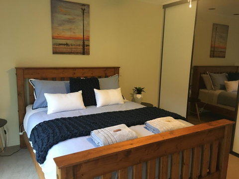 Petes Place - Hotel QLD 0