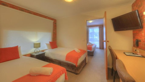 Pevensey Motor Lodge - Hotel QLD 1