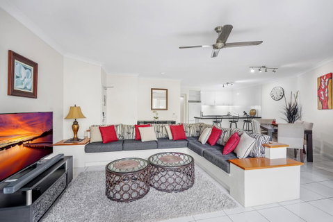 Poolside Apt In Alamanda Beachfront Resort (52) - Hotel QLD 3