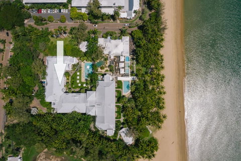 Poolside Apt In Alamanda Beachfront Resort 74 - Hotel QLD 1