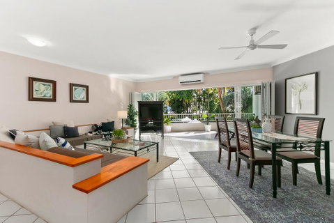 Poolside Apt. In Alamanda Beachfront Resort (54) - Hotel QLD 2