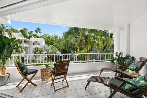 Poolside Apt. In Alamanda Beachfront Resort (56) - Hotel QLD 0