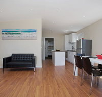Portland Holiday Village - Hotel QLD