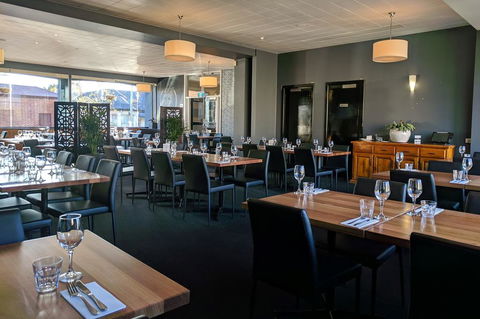 Prince Of Wales Hotel - Hotel QLD 1