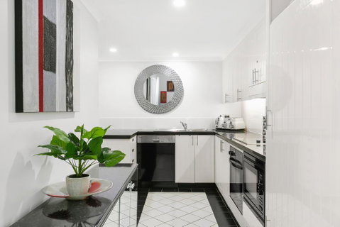 Private Pool Apt. In Alamanda Beachfront Resort (61) - Hotel QLD 3
