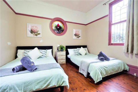 Quiet Quadruple Private Room In Strathfield 3min To Train Station Sleeps 4b - Hotel QLD 0
