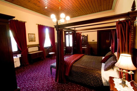 Ranelagh House - Hotel QLD 3