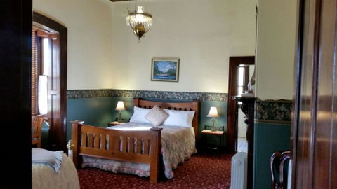 Ranelagh House - Hotel QLD 1