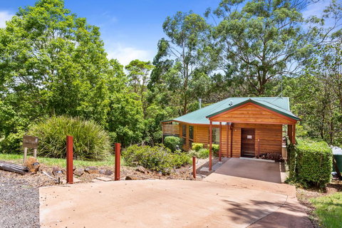 Ravensbourne Escape-Tree Tops - Hotel QLD 1