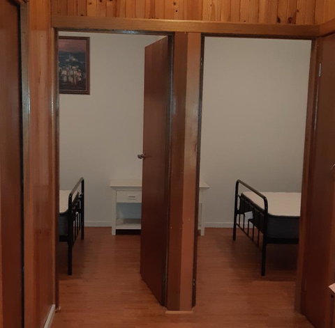 Ray's Farm - Hotel QLD 2