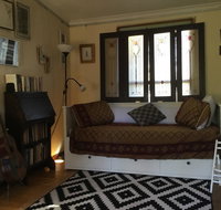 Redhaus Artist Cottage - Hotel QLD