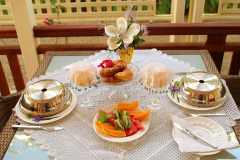 Reid's Place - Hotel QLD 2