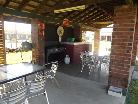 Rivergum Motel - Hotel QLD 3
