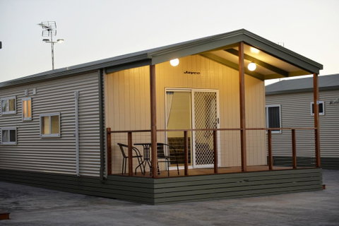 Riverside Cabin Park - Hotel QLD 0