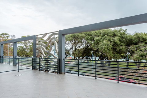 Rockingham Beachfront Apartment - Hotel QLD 0