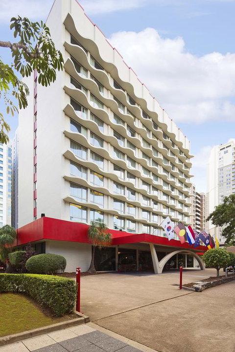 Royal On The Park - Hotel QLD 3