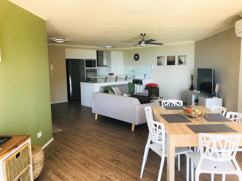 Sanctuary Beach Resort - Hotel QLD 3