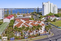 Book Gold Coast Accommodation Vacations Hotel QLD Hotel QLD
