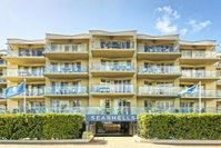 Sea Breeze Luxury Holiday Apartment